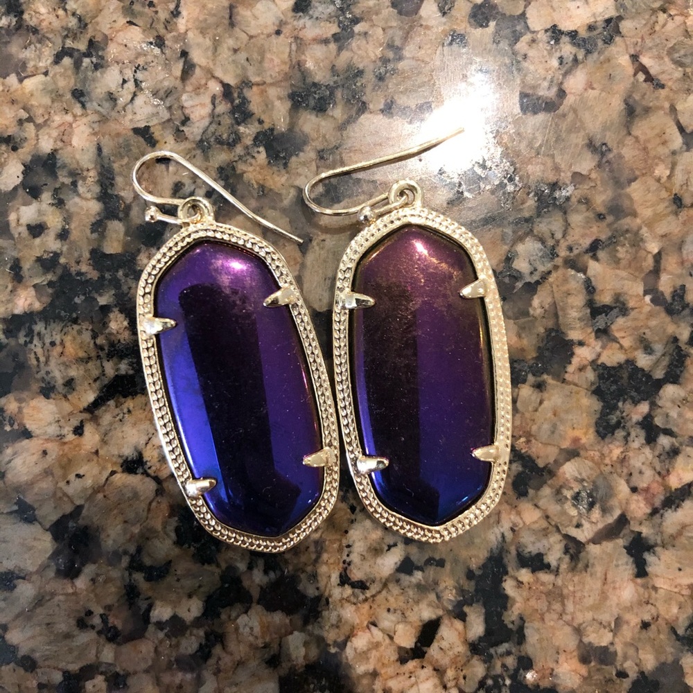 Kendra Scott drop earrings